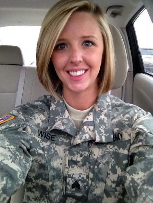 Female Army Hairstyles
 User submit a cute Army gal 5 s