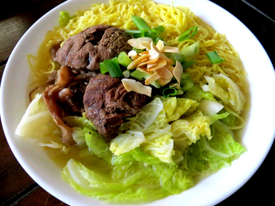 Filipino Beef Soup
 Beef Mami Noodle Soup Recipe