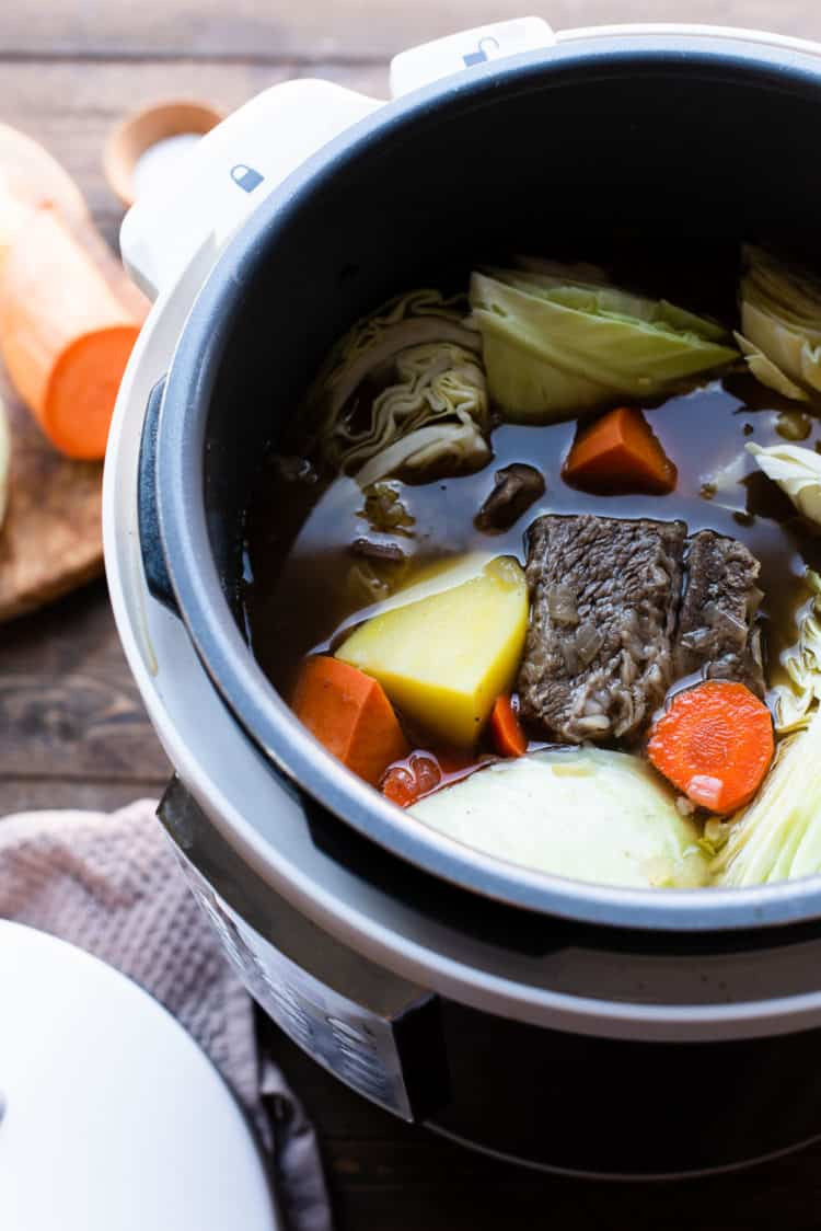 Filipino Beef Soup
 Instant Pot Beef Nilaga Filipino Beef and Ve able Soup