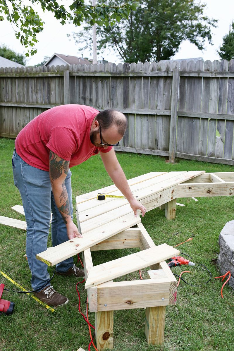 Fire Pit Bench
 Build Your Own Curved Fire Pit Bench A Beautiful Mess