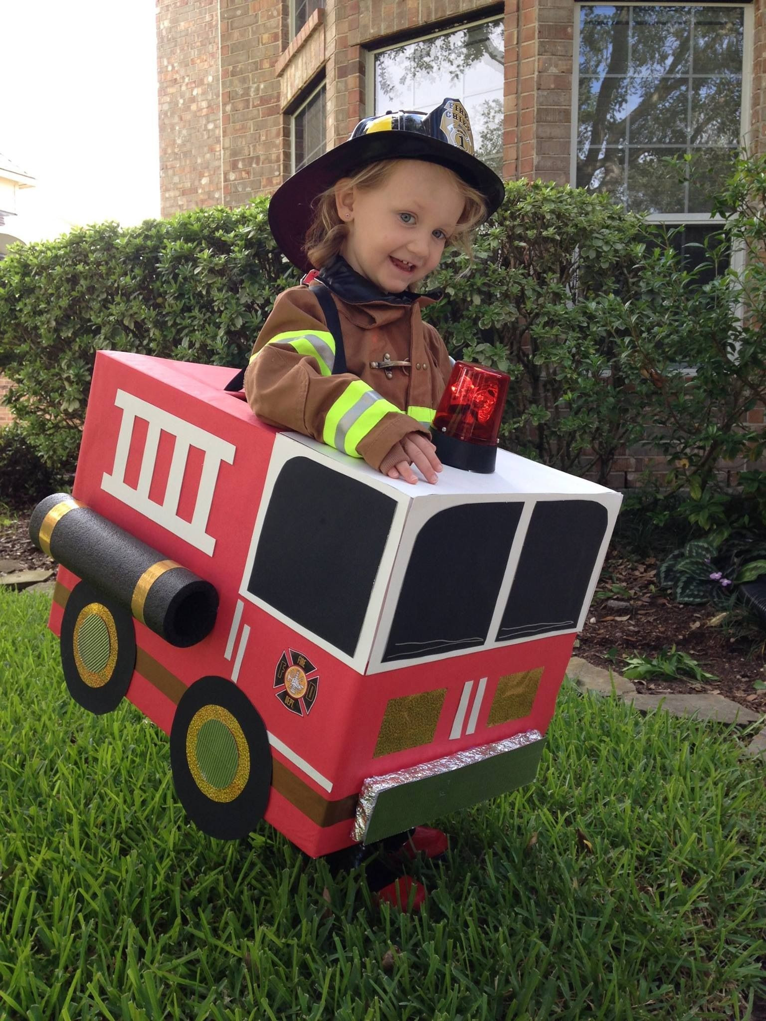 Firefighter Costume DIY
 The perfect firefighter costume plete with fire
