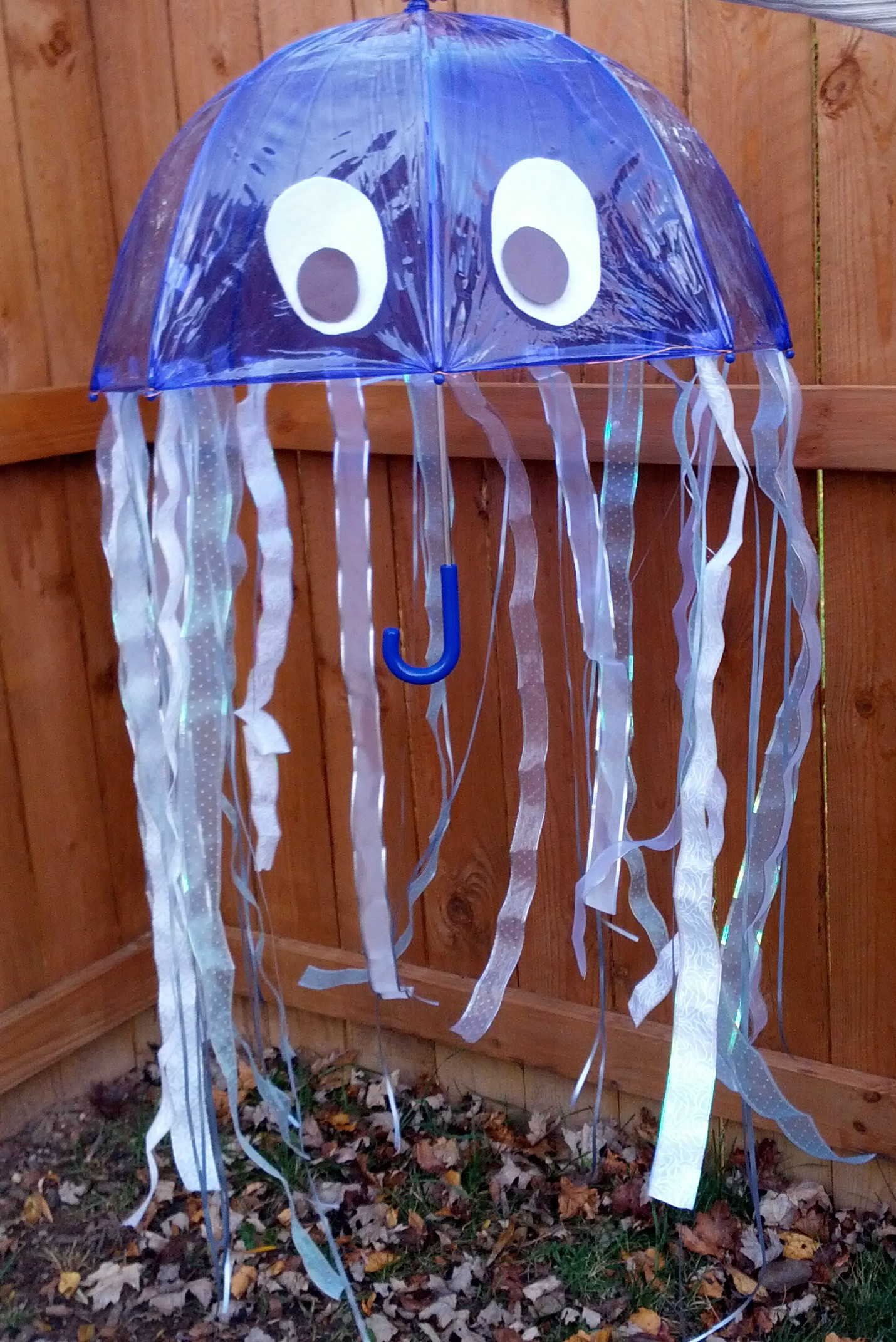 Fish Costume DIY
 Amazing DIY Jellyfish Costume Almost The Real Thing