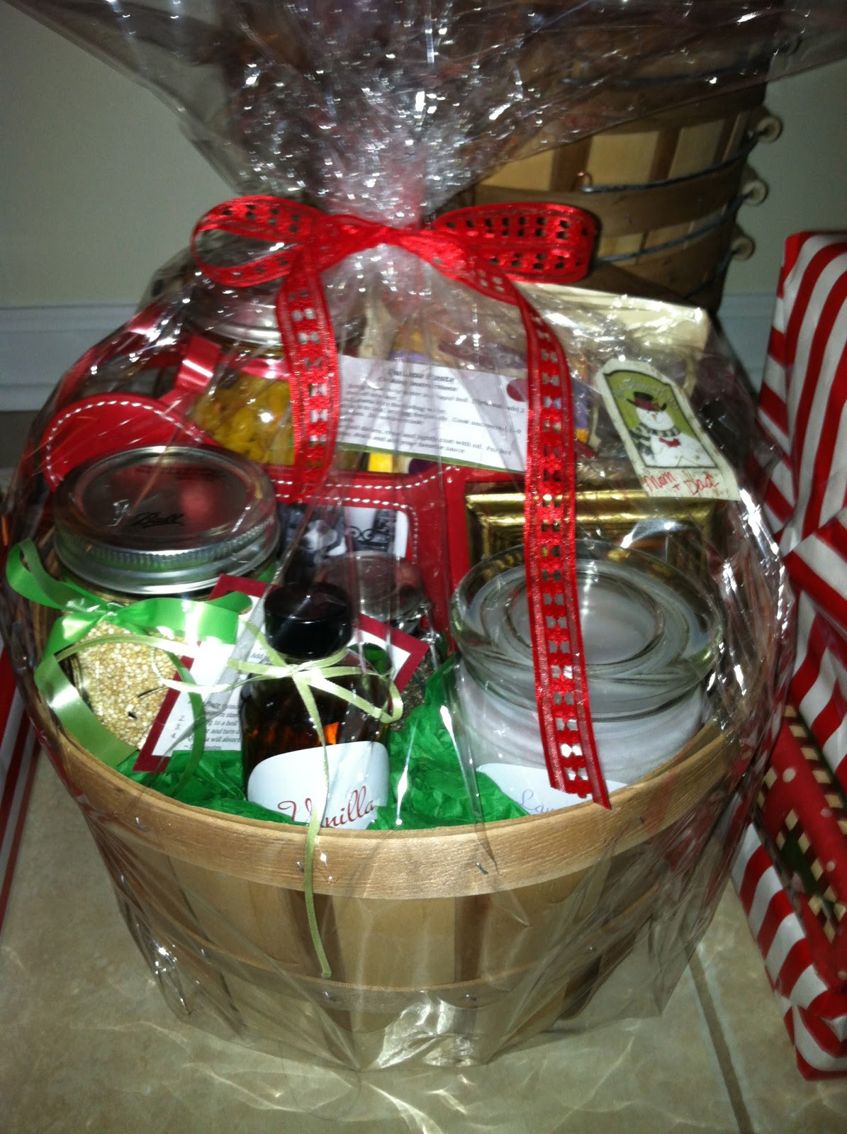 Food Basket Gift Ideas
 melicipes Healthy & Homemade Gift Baskets