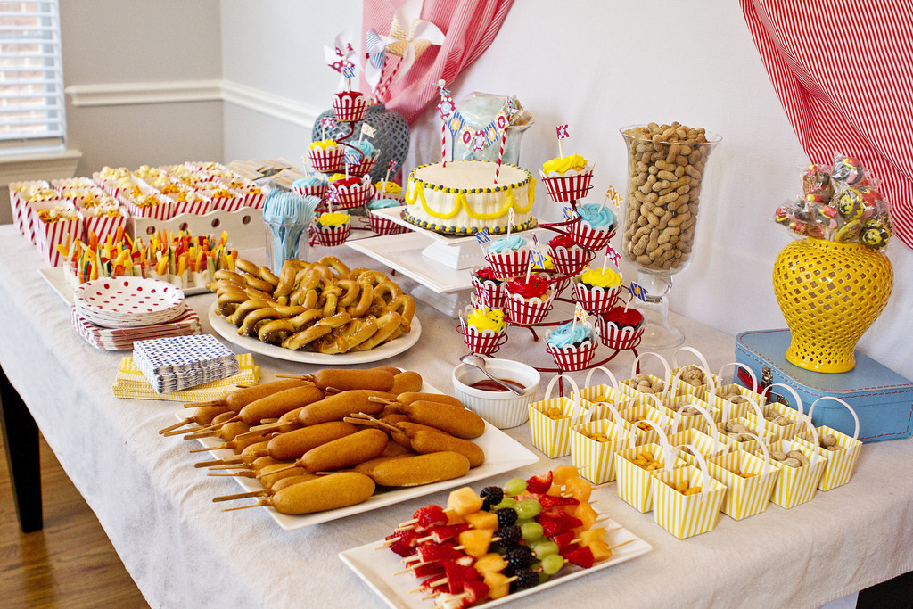 Food Ideas For Kids Birthday Party
 Circus Themed Nurseries and Parties Project Nursery