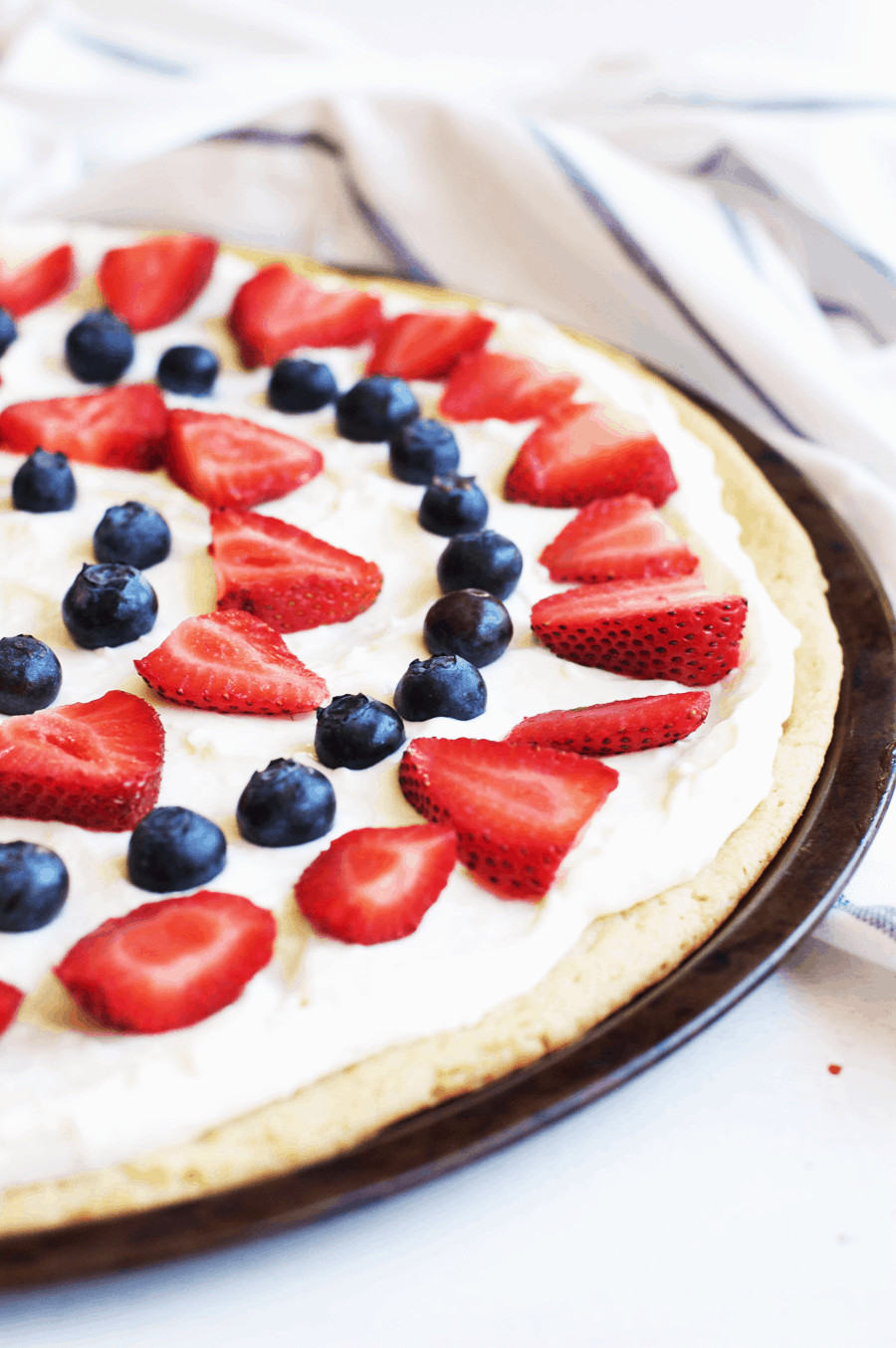 Fourth Of July Desserts
 4th of July Berry Dessert Pizza