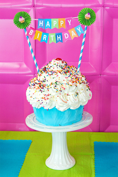 Free Birthday Cake
 How to Dress Up A Store Bought Cake Free Printable