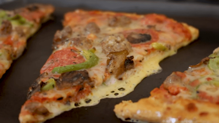 French Toast Pizza
 French Toast Pizza Might Be The Greatest Leftovers Hack Ever