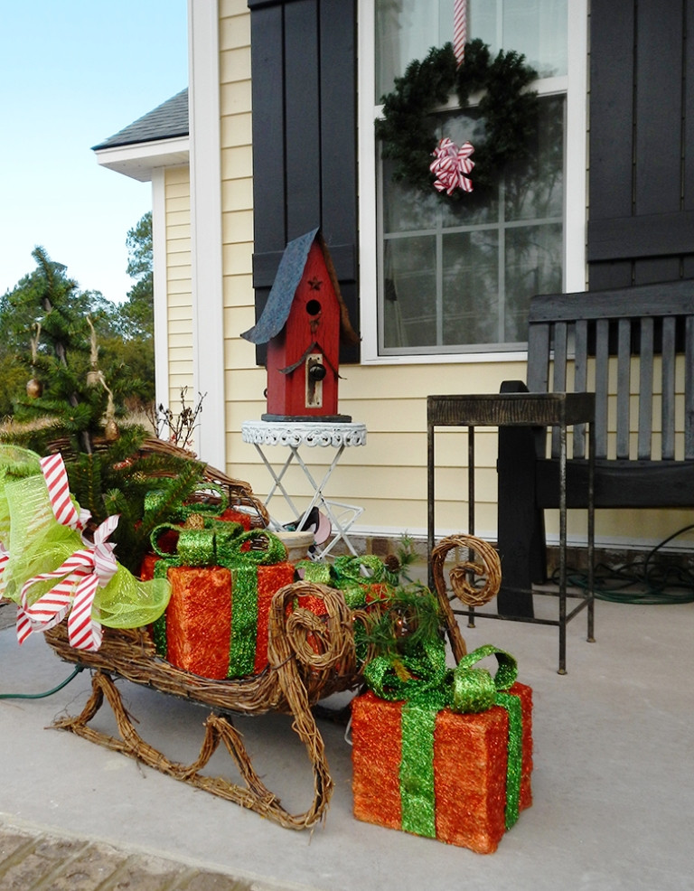 Front Porch Christmas Ideas
 25 Amazing Christmas Front Porch Decorating Ideas