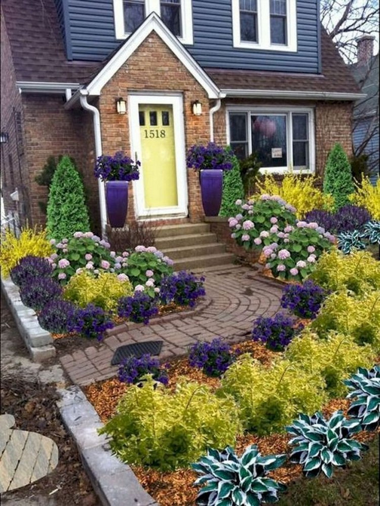 Front Yard Landscape Design
 73 Beautiful Small Front Yard Landscaping Ideas