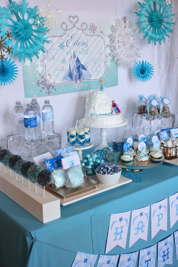 Frozen Birthday Decoration
 Frozen Birthday party free Frozen printable