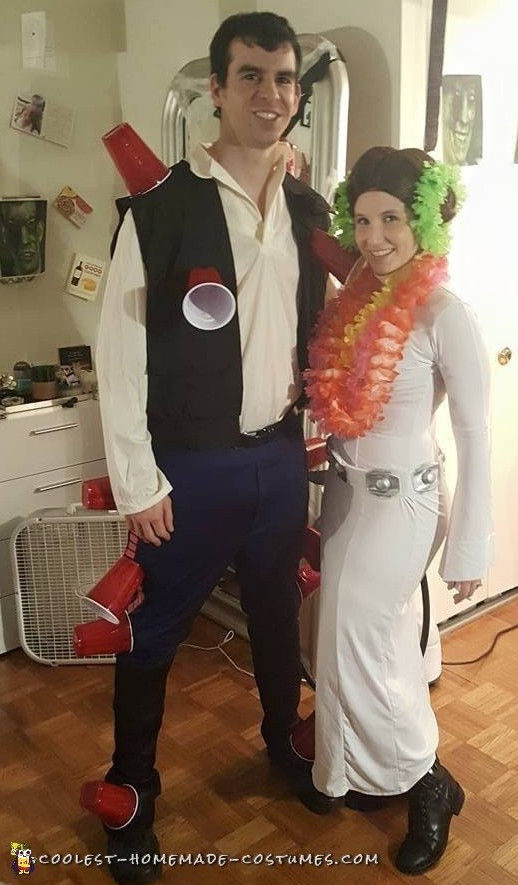 Funny DIY Couples Costumes
 Punniest Homemade Funny Couple Costume Ideas