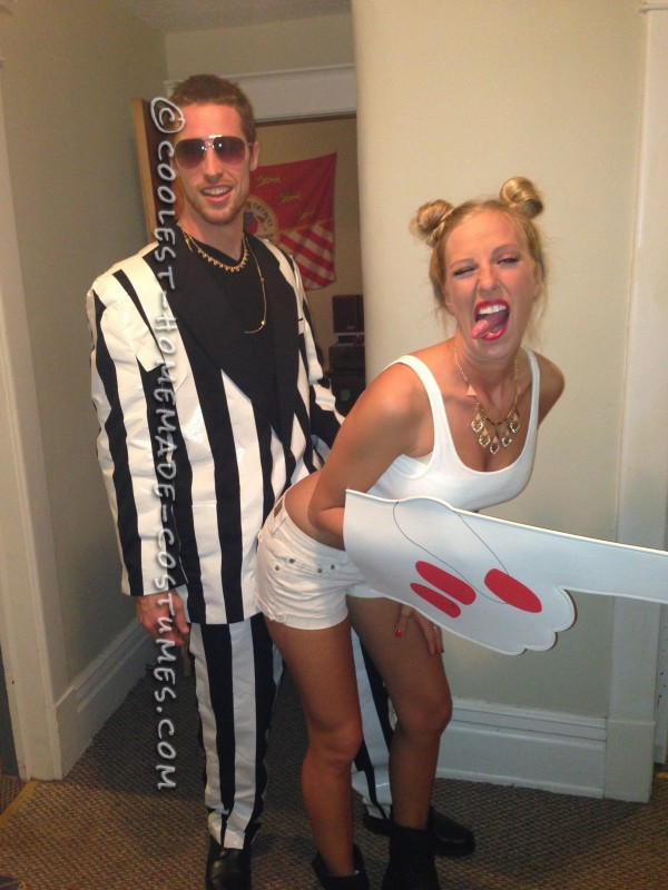 Funny DIY Couples Costumes
 Funny Homemade Couple Costume Miley Cyrus and Robin Thicke