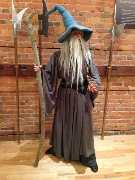 Gandalf Costume DIY
 Gandalf the Grey Costume