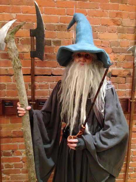 Gandalf Costume DIY
 Gandalf the Grey Costume