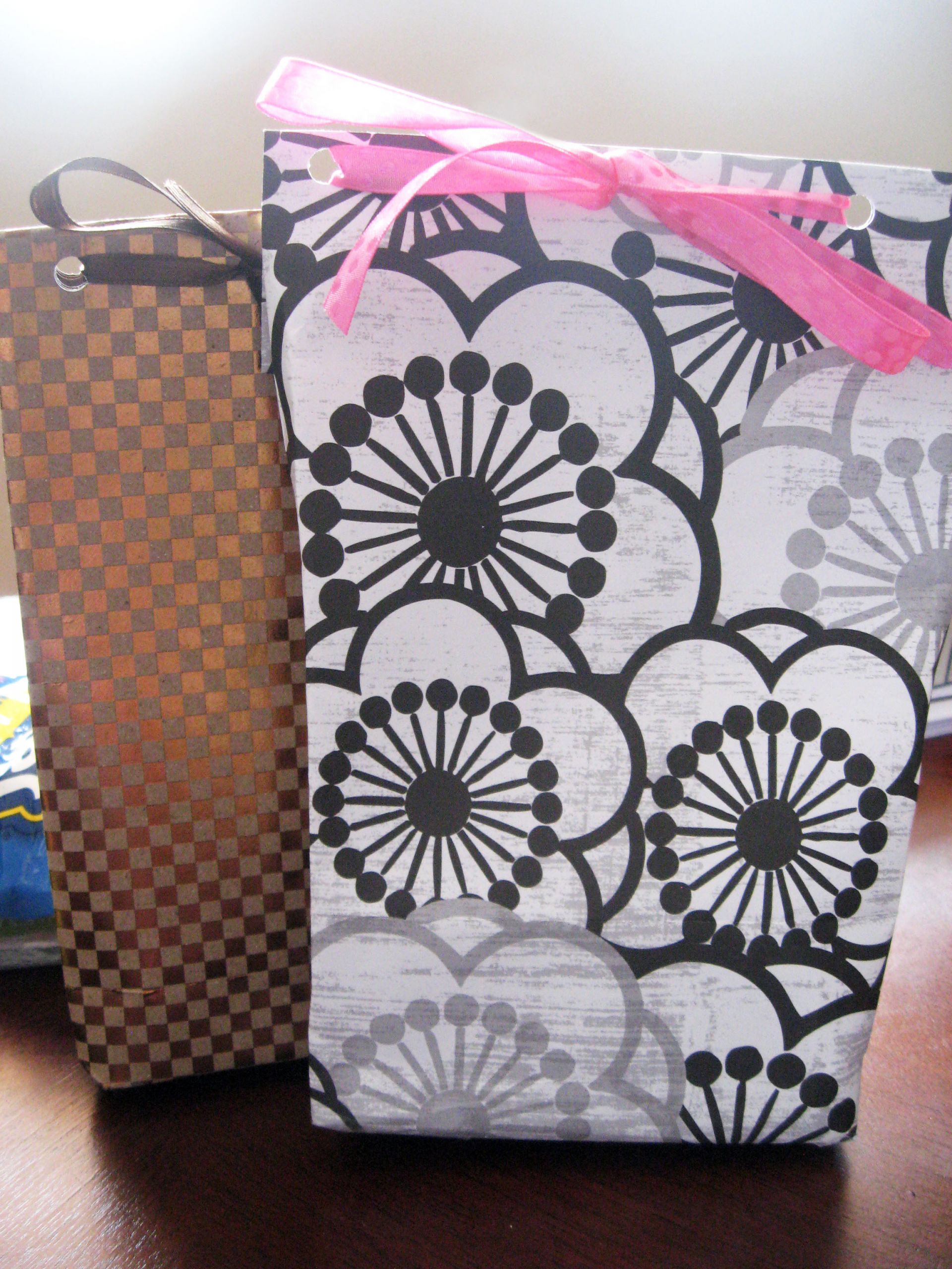 Gift Bag DIY
 DIY Gift Bag from Scrapbook Paper