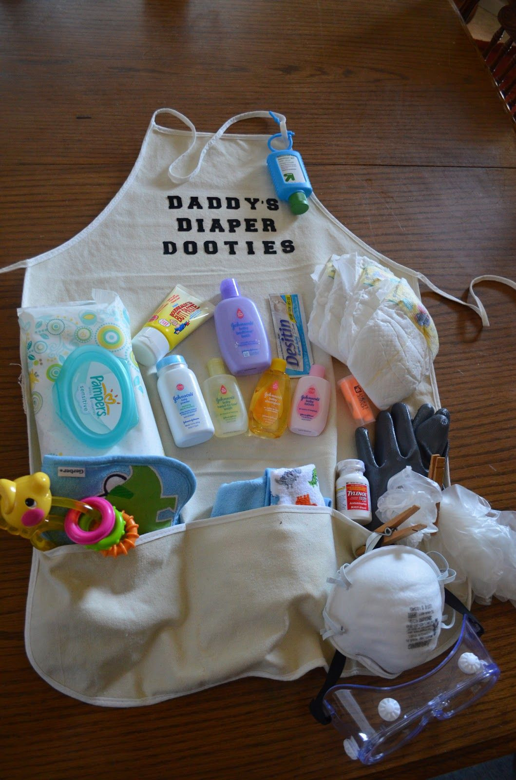 Gift Ideas For Dad From Baby Girl
 A diaper apron t Cute for first time dads