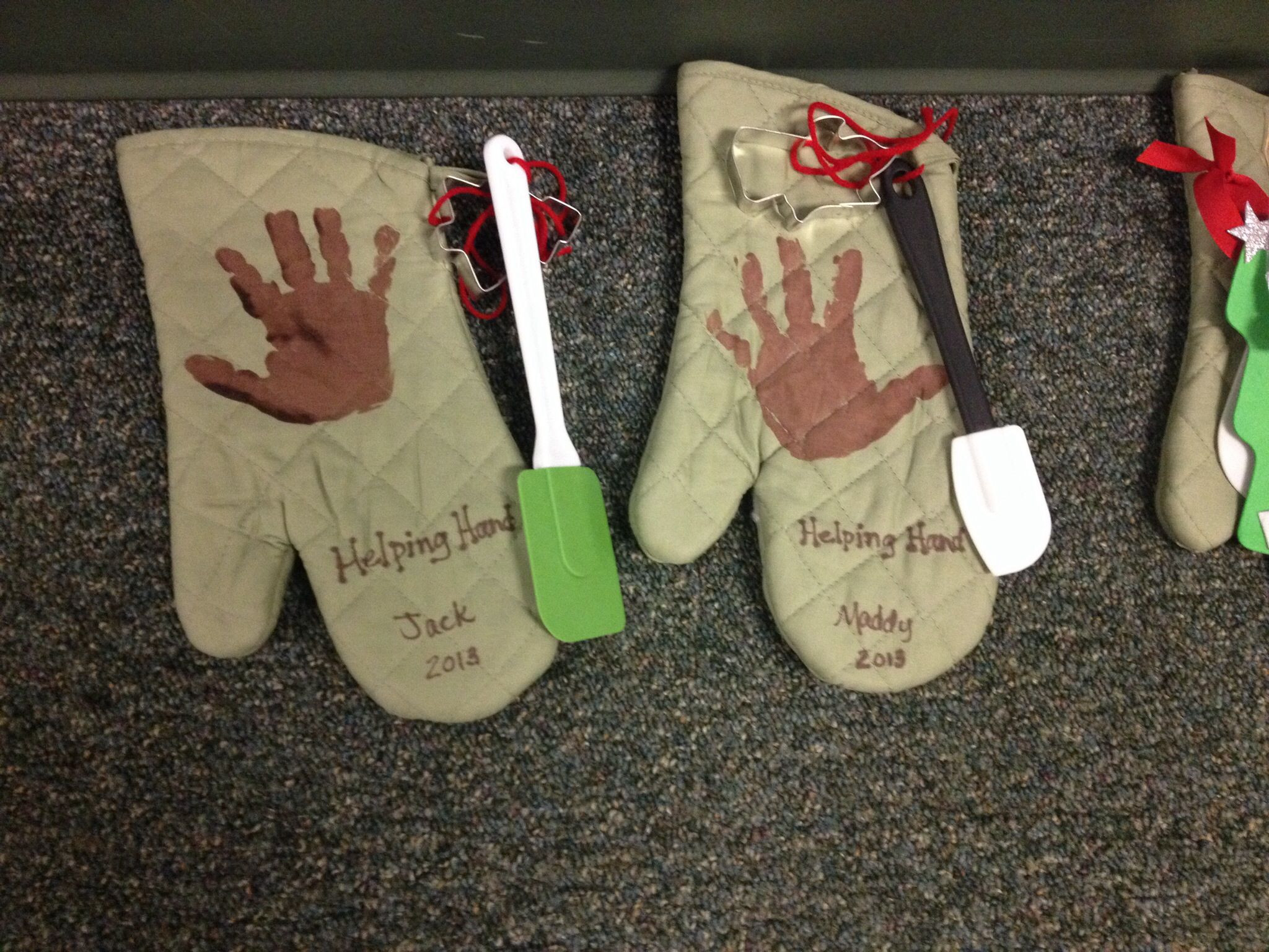 Gift Ideas For Daycare Kids
 Helping Hand oven mitts as Christmas ts for parents