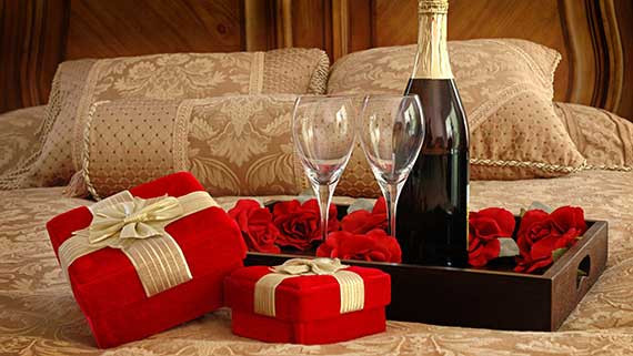 Gift Ideas For Her On Valentine'S Day
 Valentine’s Day Gift Ideas For Her And Him