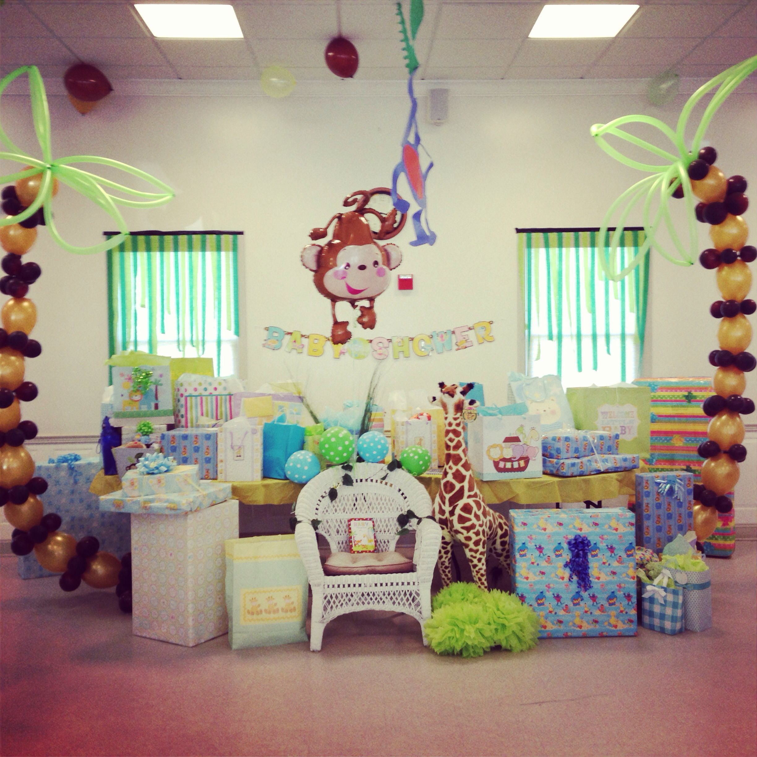 Gift Table Baby Shower Ideas
 Gift table jungle themed baby shower Baby shower