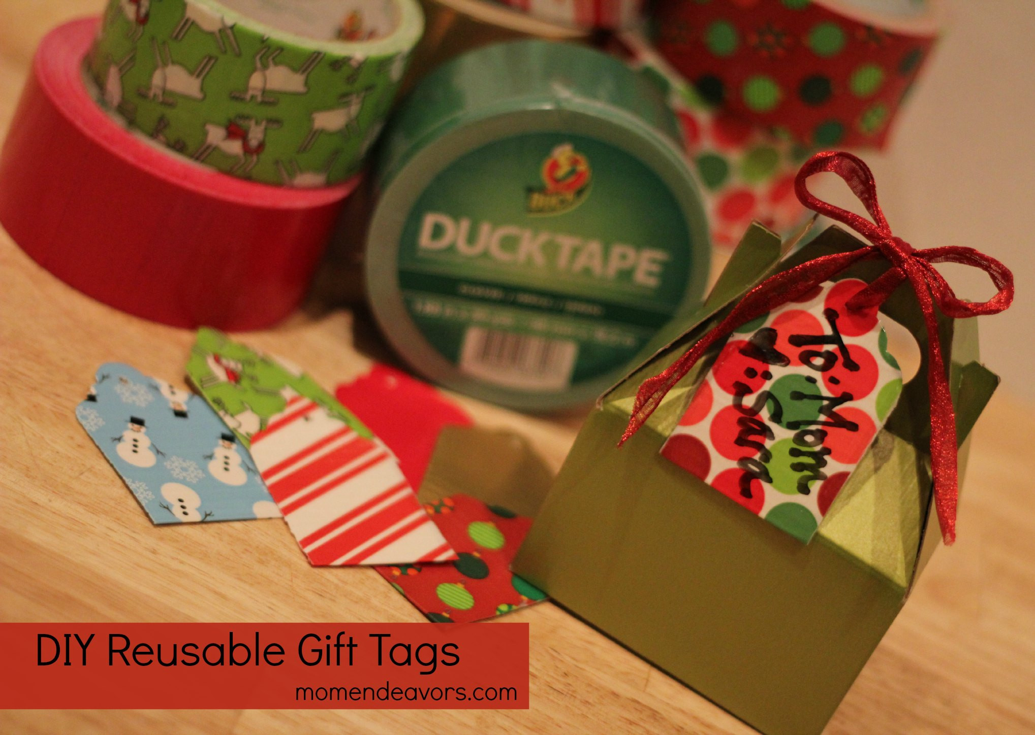 Gift Tags DIY
 DIY Reusable Gift Tags with Holiday Duck Tape