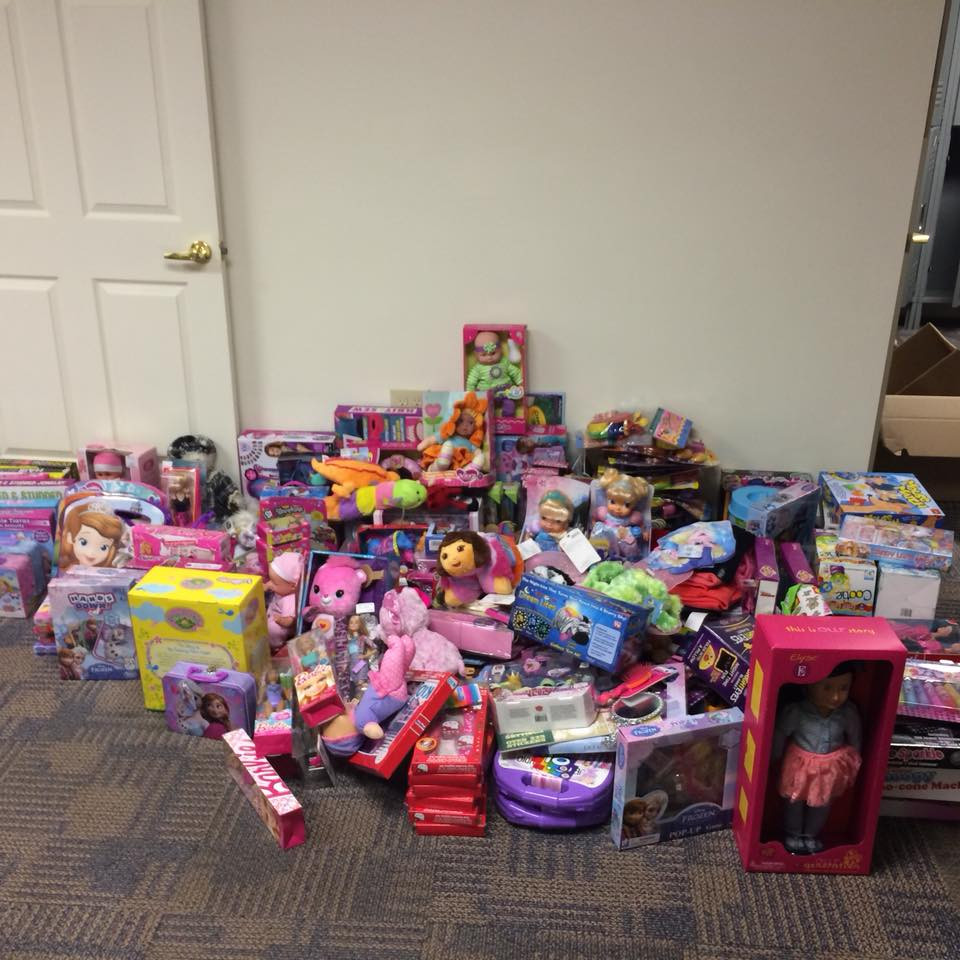 Gifts For Children Who Have Lost A Parent
 Group Collecting Toys & Gift Cards For Kids Who Have Lost