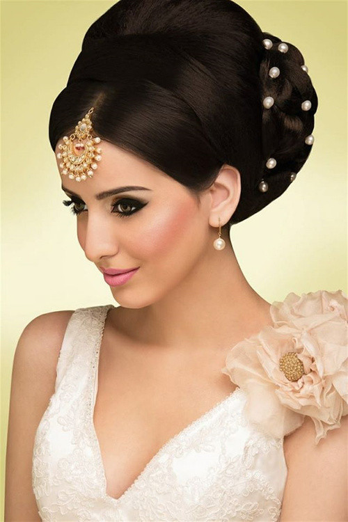 Girl Hairstyles For Wedding
 Hairstyles For Indian Wedding – 20 Showy Bridal Hairstyles