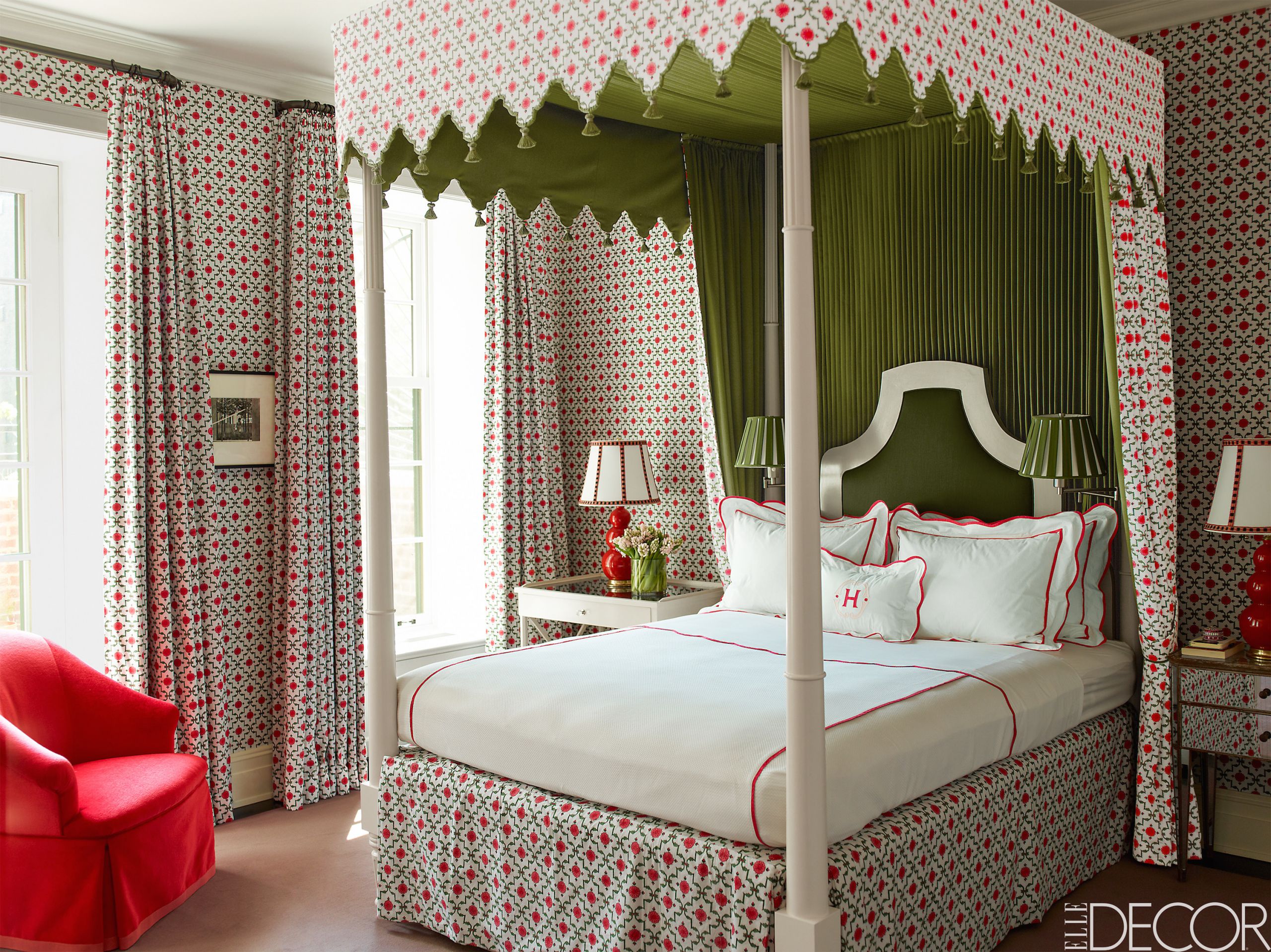 Girls Bedroom Room
 10 Girls Bedroom Decorating Ideas Creative Girls Room