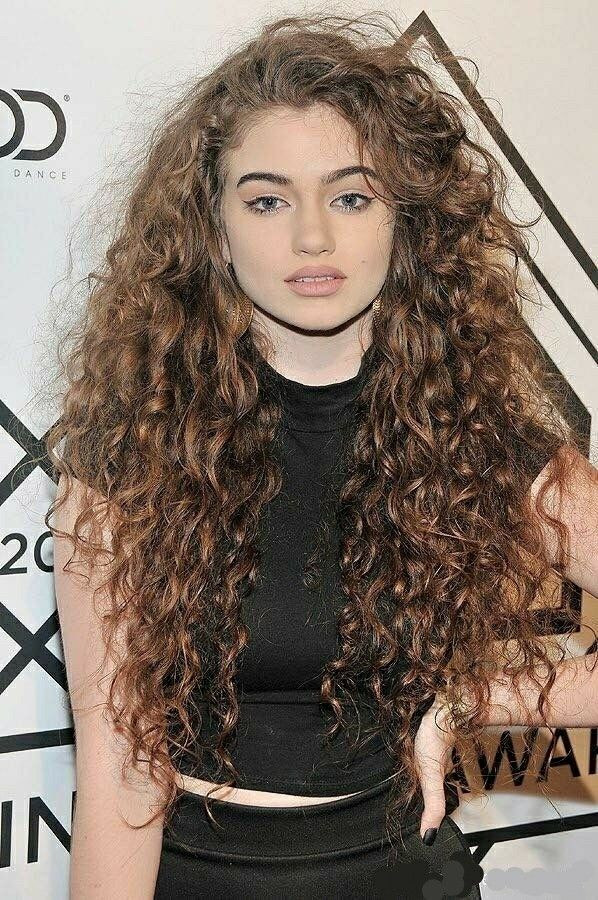 Girls Curls Hairstyles
 35 Mesmerizing Curly Hairstyles for women Haircuts