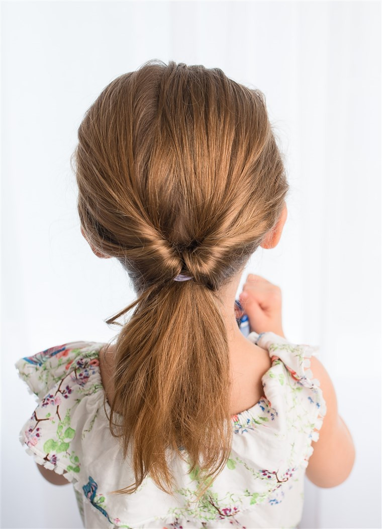 Girls Hairstyles For School
 Easy hairstyles for girls that you can create in minutes