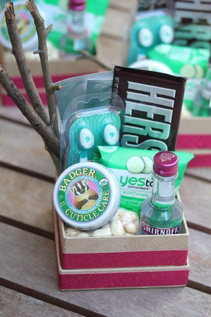 Girls Night Out Gift Ideas
 Gift bags for girls night out these would be cute for the