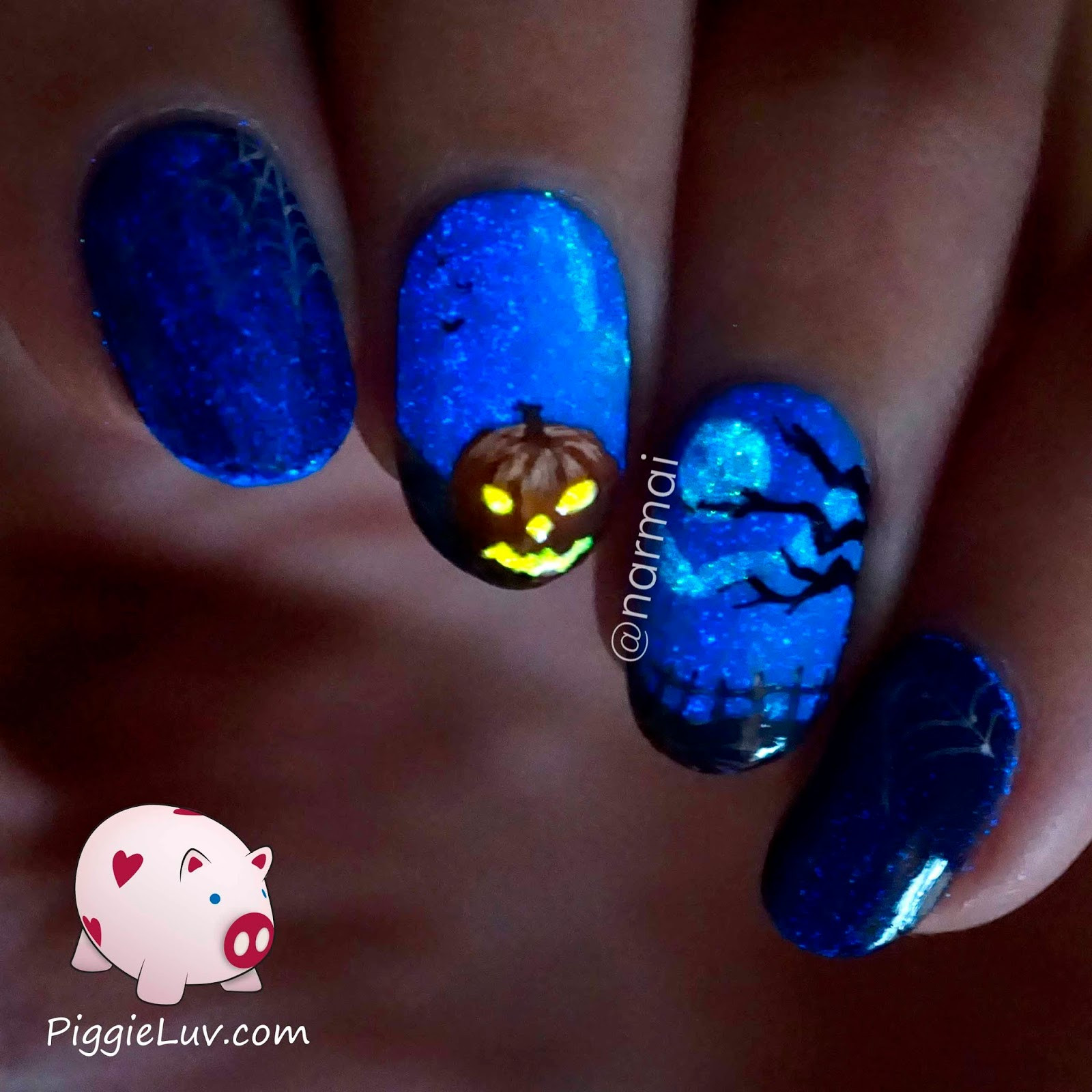 Glow In The Dark Nail Art
 PiggieLuv Happy Halloween nail art HPB linkup