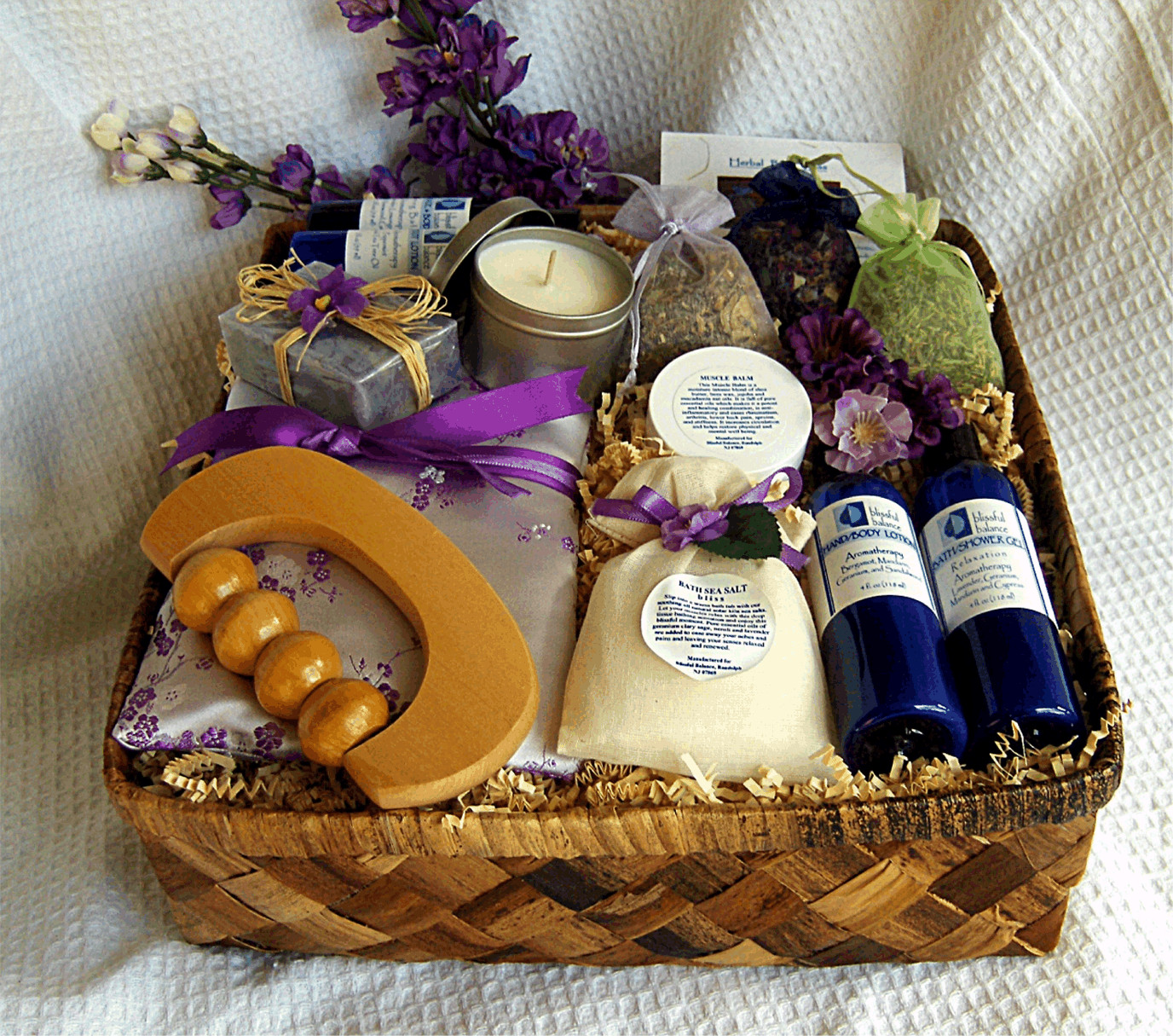 Good Gift Basket Ideas
 Wholesale Gift Basket Supplies and its types Product Reviews
