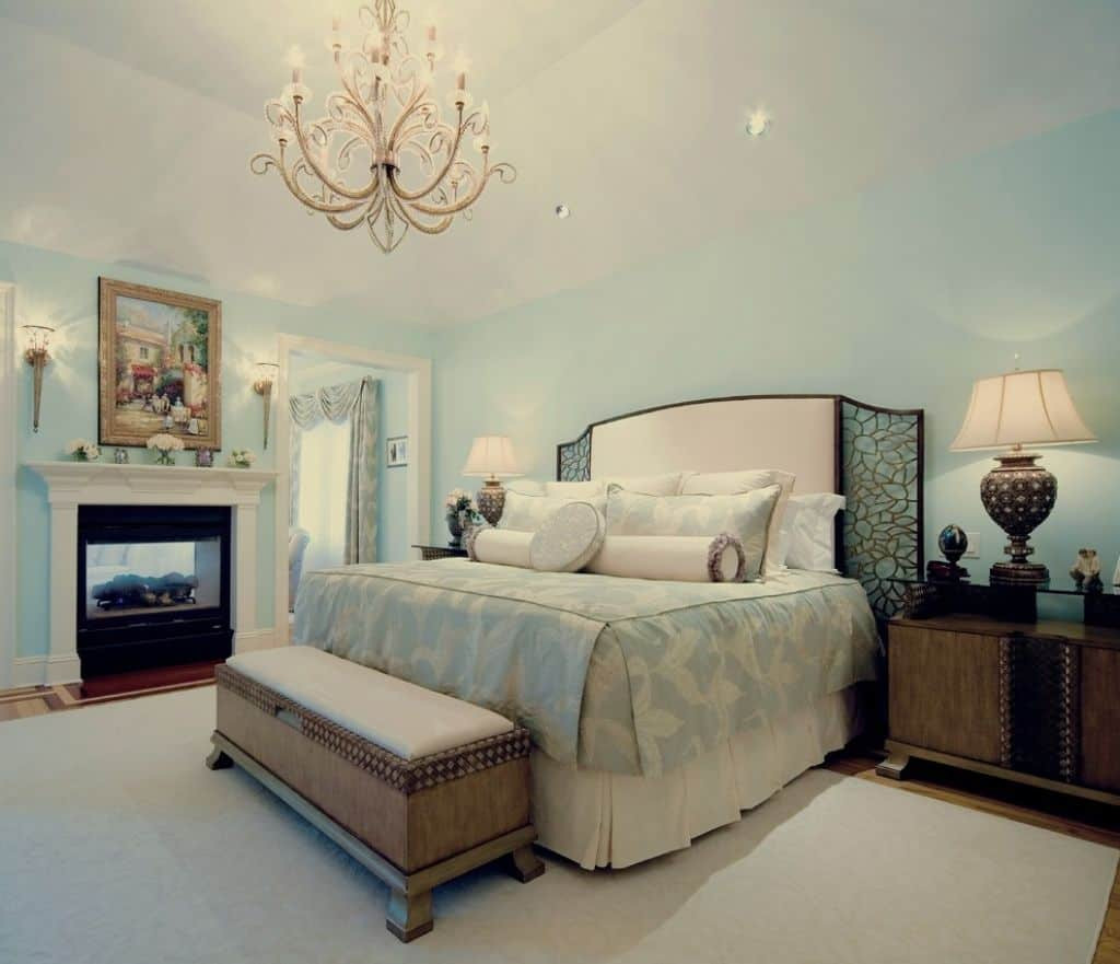 Good Size Master Bedroom
 Master Bedroom With Fireplace And Chandelier Determine