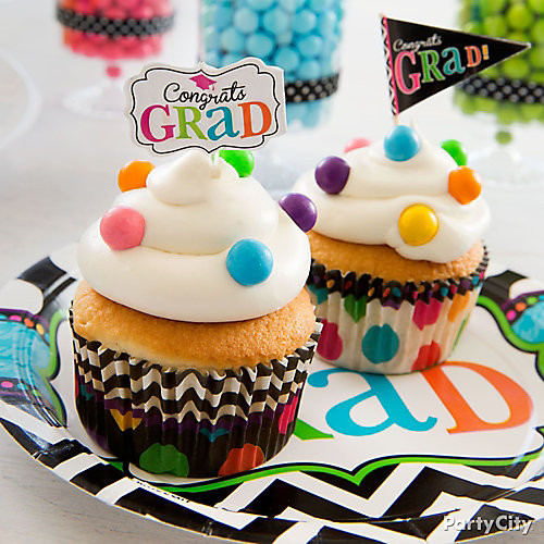 Graduation Party Cupcake Ideas
 Colorful Dot Graduation Cupcakes Idea Colorful