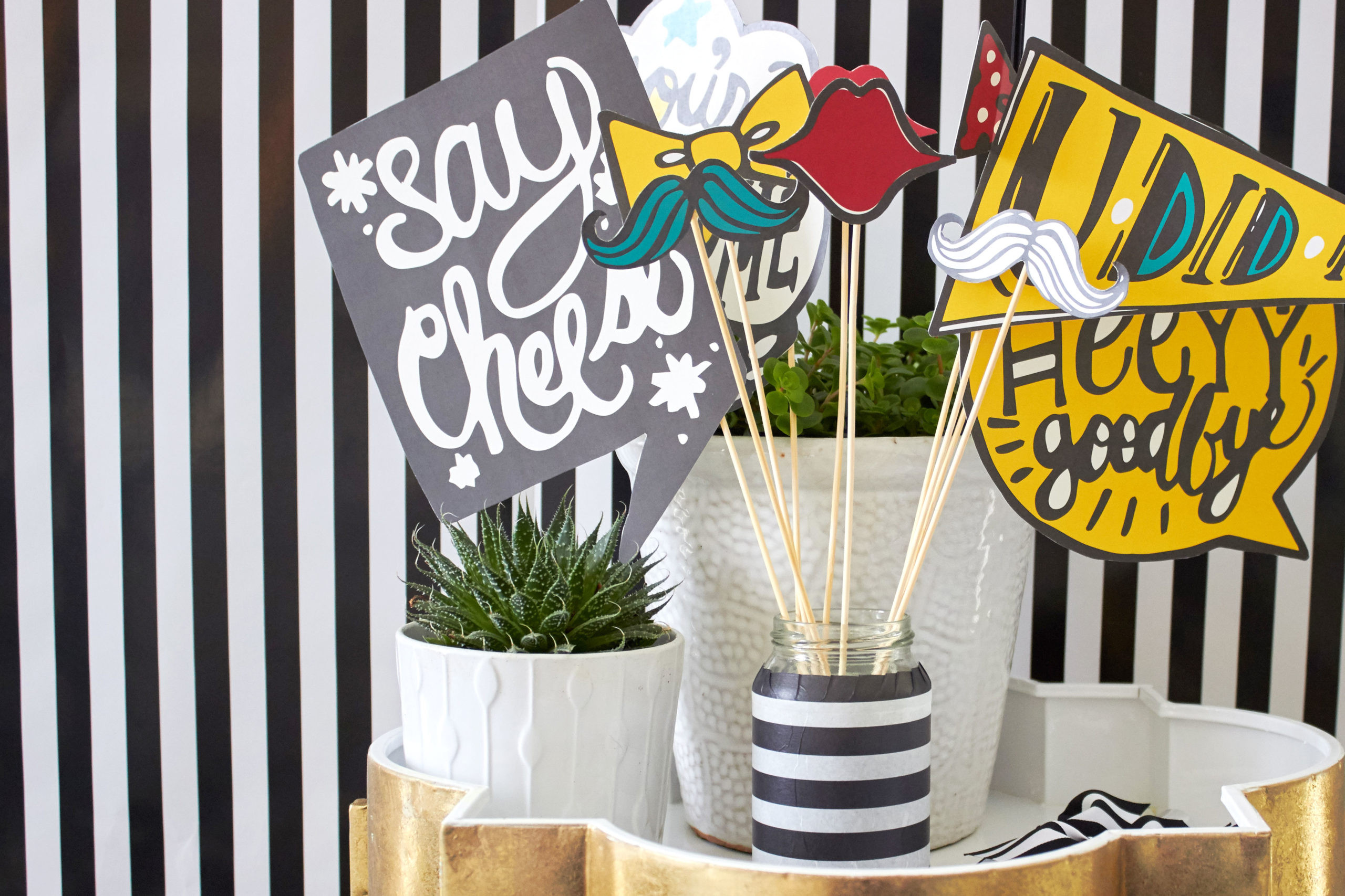 Graduation Party Photo Booth Ideas
 This Graduation Booth Will Give Your Party Major