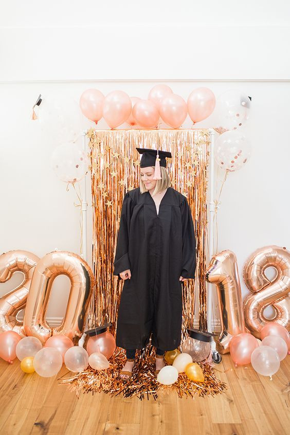 Graduation Party Photo Booth Ideas
 Throwing A Do It Yourself Graduation Party to Remember