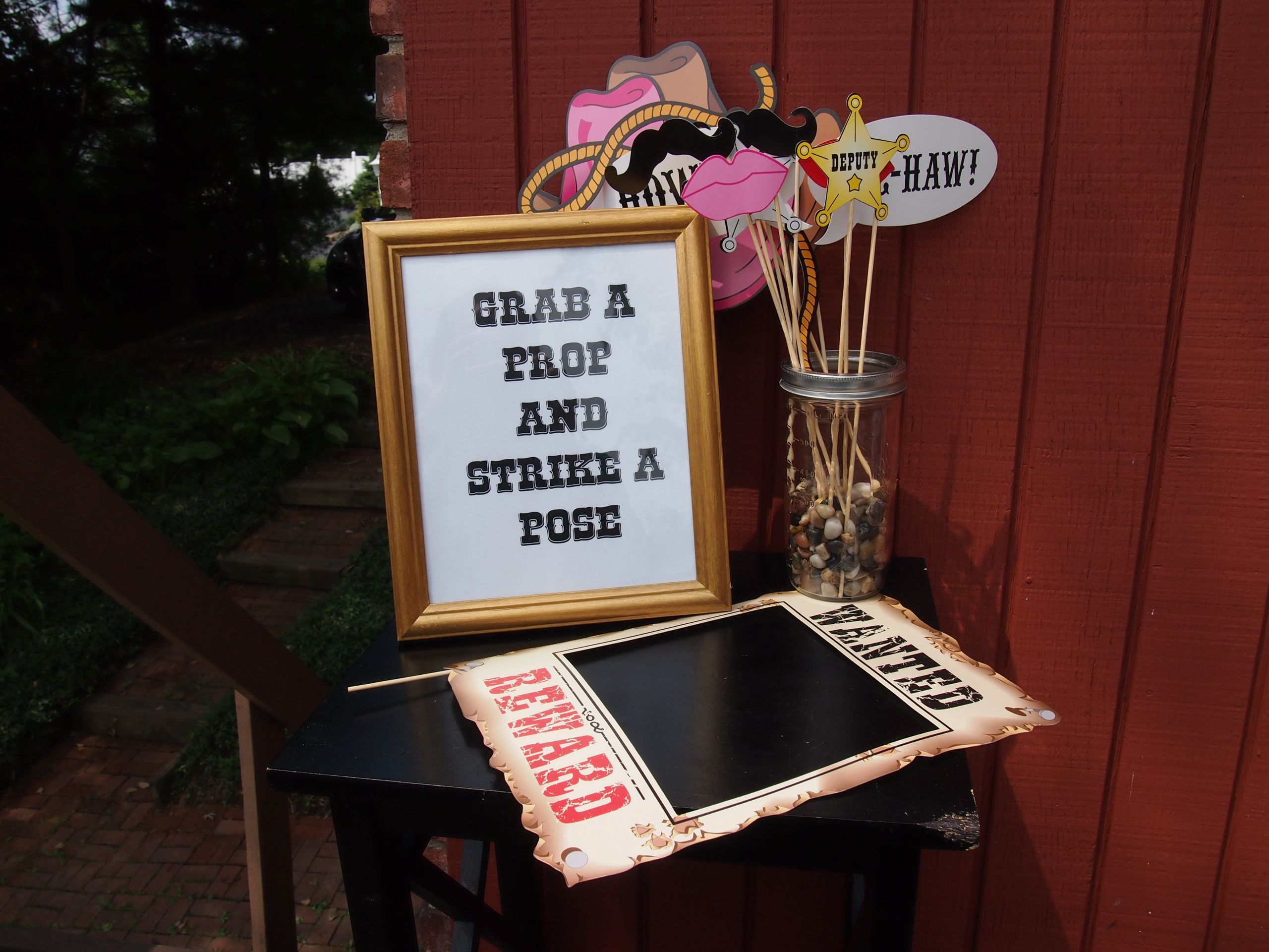 Graduation Party Photo Booth Ideas
 Country Theme Graduation Party