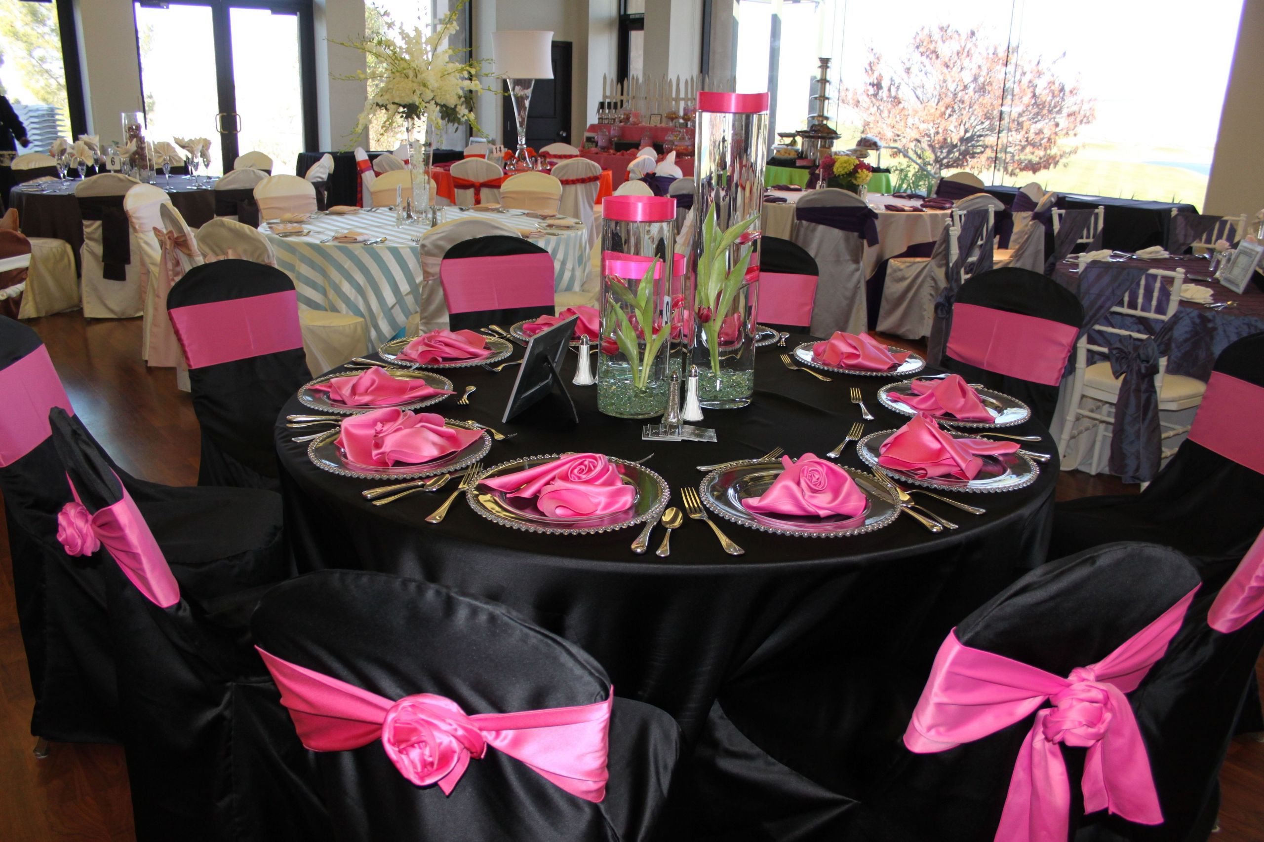 Graduation Party Setup Ideas
 Pink & Black table setup Graduation Party Ideas