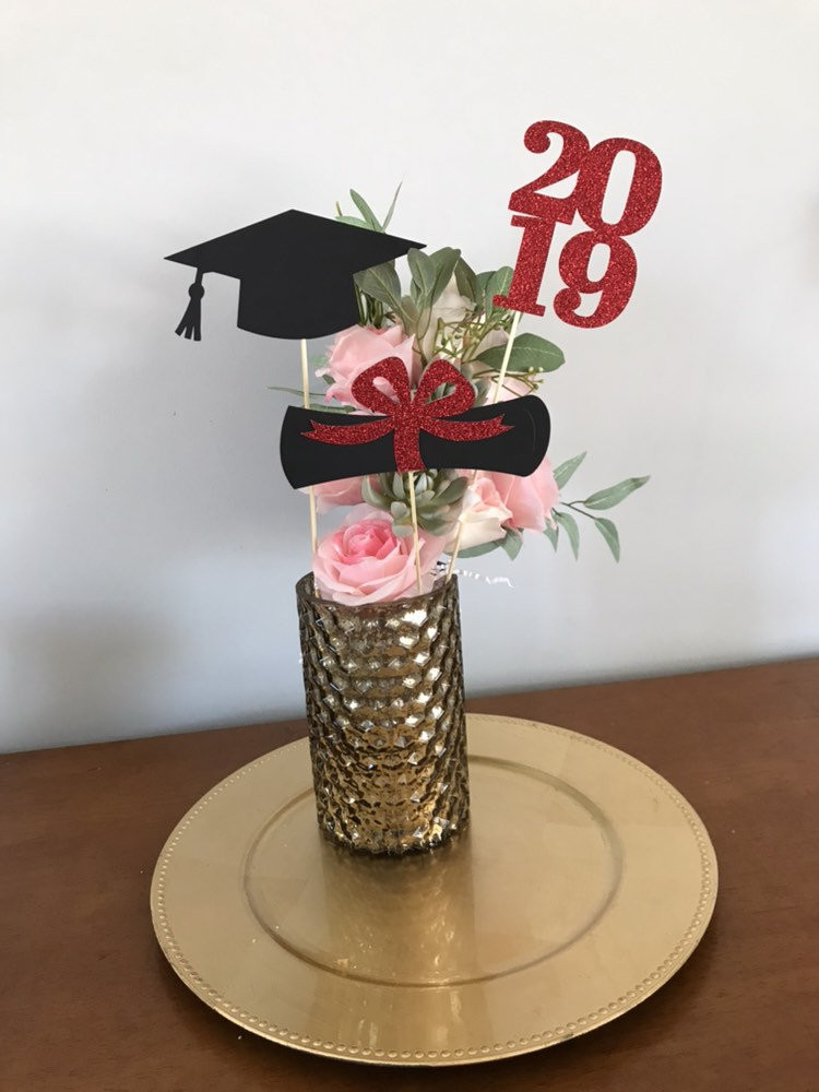 Graduation Party Theme Ideas 2020
 Graduation party decorations 2020 Graduation Centerpiece