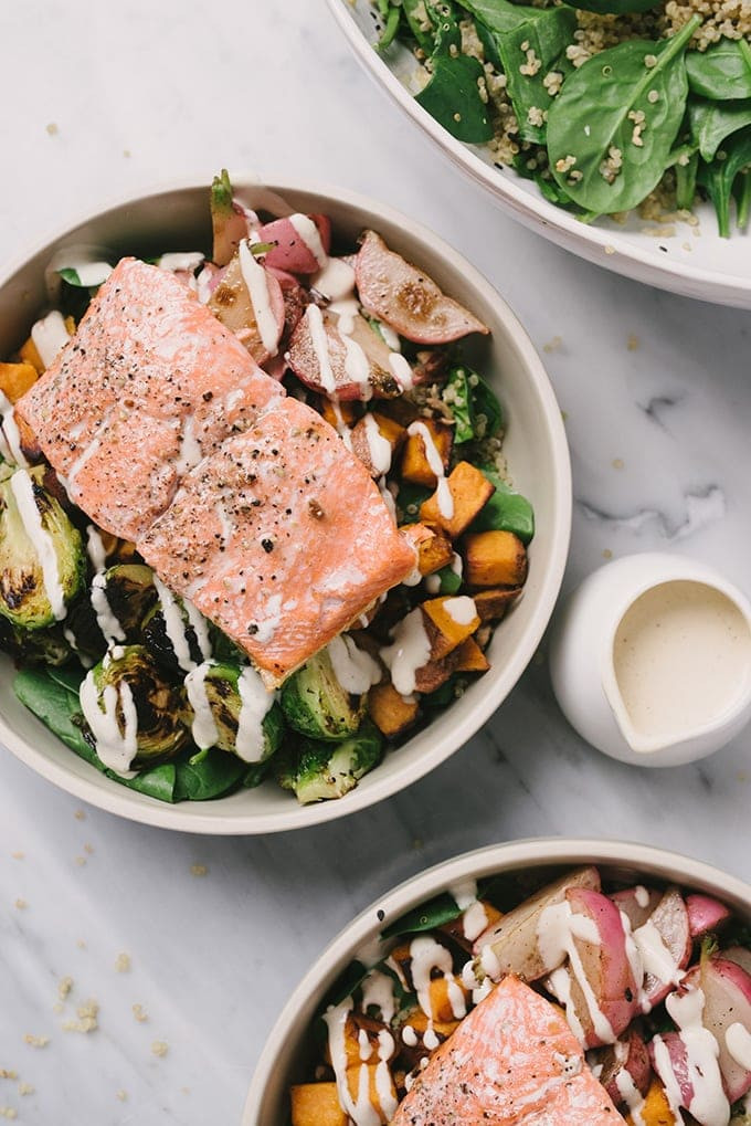 Grain Bowl Recipes
 Salmon Quinoa Bowl with Roasted Ve ables