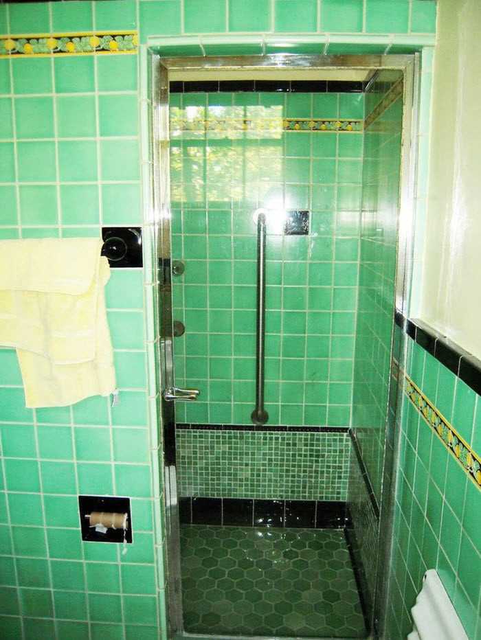 Green Bathroom Tiles
 36 1950s green bathroom tile ideas and pictures
