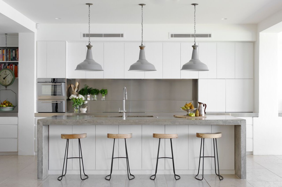Grey White Kitchen
 30 Gorgeous Grey and White Kitchens that Get Their Mix Right