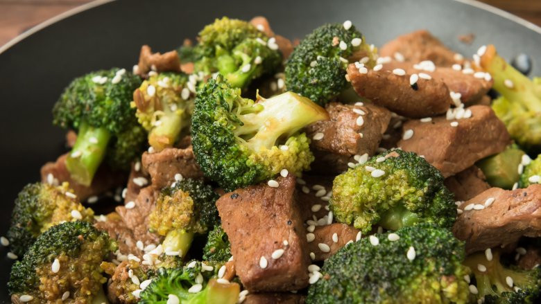 Ground Beef Broccoli Stir Fry
 Ground beef recipes to make weeknight dinners easy