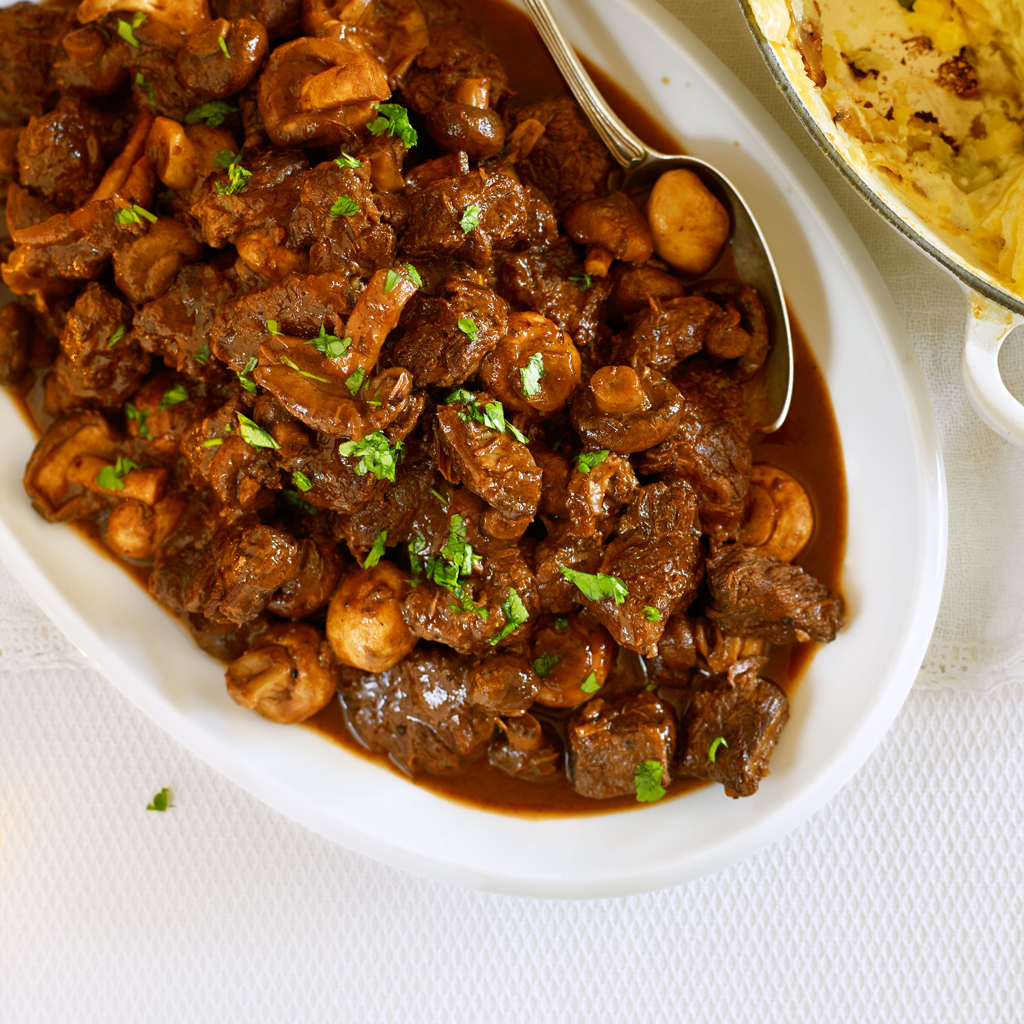 Ground Beef Mushroom
 Slow Cooked Beef With Mushrooms And Red Wine