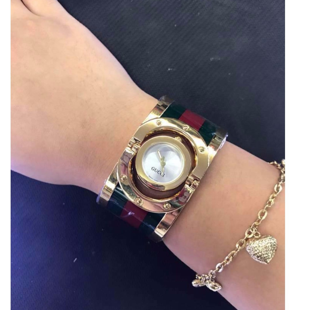 Gucci Bracelet Watch
 GUCCI bangle watch Luxury Watches on Carousell