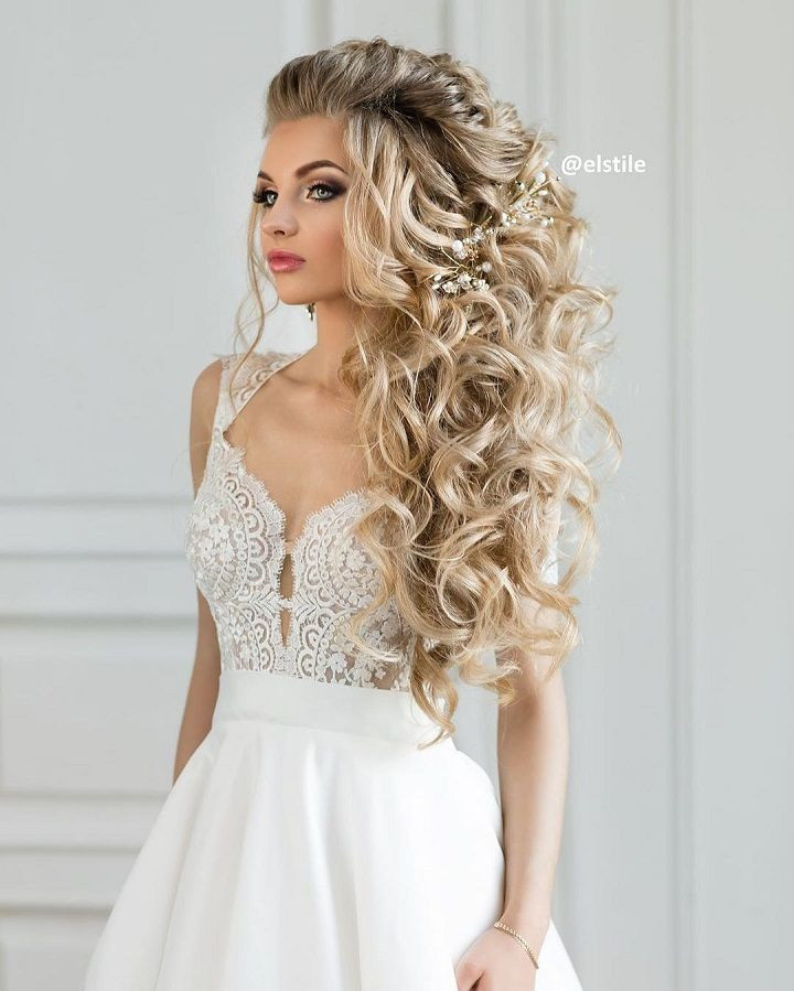 Hair Down Wedding Hairstyles
 Beautiful wedding hairstyles down for brides and bridesmaids
