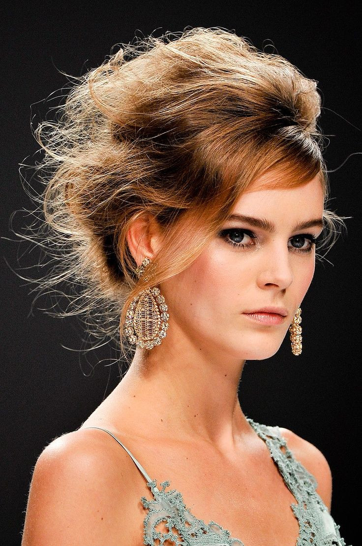 Hairstyle Updos
 Spring 2016 Cool Hairstyle Ideas from Runways