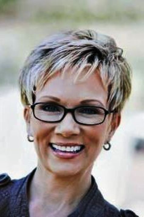 Hairstyles For Women Over 60 With Glasses
 Short Hairstyles for Women Over 60 with Glasses