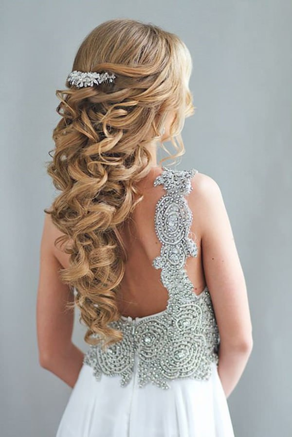 Hairstyles Up For Wedding
 40 of the Most Amazing Wedding Hairstyles for Your Big Day