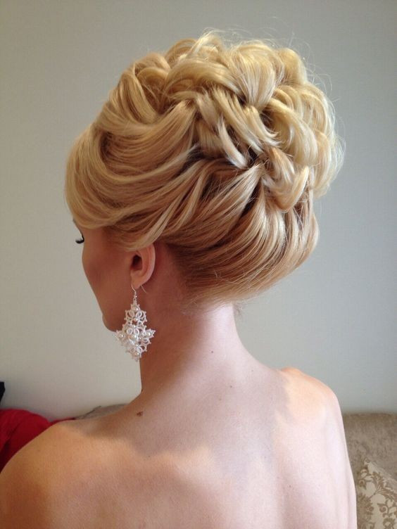 Hairstyles Up For Wedding
 10 Beautiful Updo Hairstyles for Weddings 2020